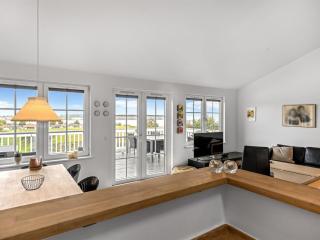 Apartment Albine - 500m from the sea by Interhome - 1