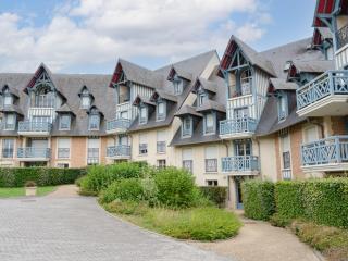 Apartment Les Coteaux by Interhome - 2