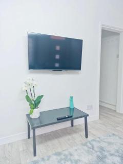 The Tewkesbury Modern Retreat Sleeps 5 - 5