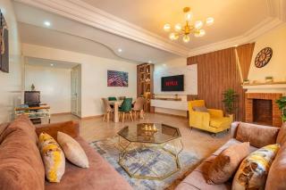 Luxury 2BR Apt in Gueliz, Pools, Parking,Elevator - 0
