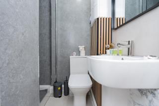 Open Mind Property - Cozy 4BR Flat & 12 Guests - 4