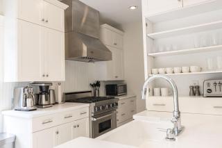 The Railway Retreat - Downtown Sylvania - 9