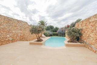 GĦARB - 4 Double Bedroom Farmhouse with Pool - 8