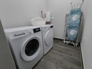 Modern 1BD Ground Floor Apartment at The Podium - Yacht Marina Area, Close to Valletta - 1