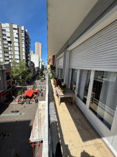 Amplio departamento céntrico - 6