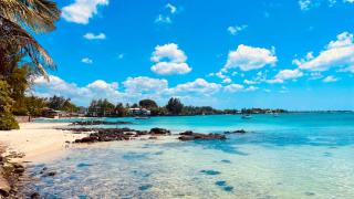 Charming House with Direct Beach Access -Pereybere - 9