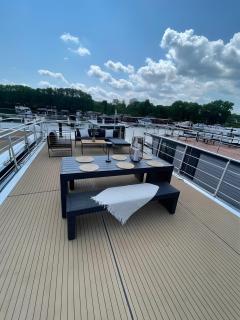 Stilvolles Hausboot Enjoy Woma D13 - 1