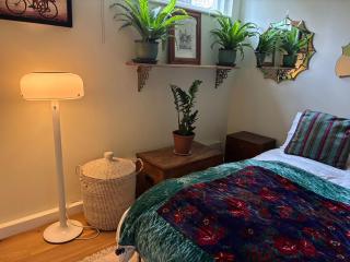 Refurbished flat in stunning coach house - 7