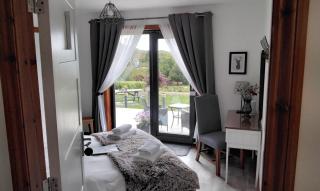 Applecross B&B and Luxury Self Catering Cabins free parking - 8