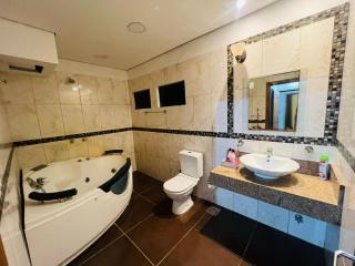 Casa moderna com piscina e edicula em Ciudad Del Este PY - 7