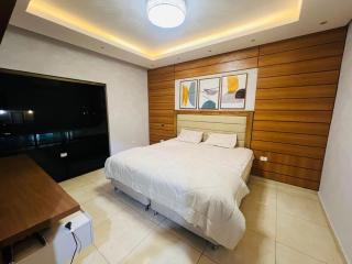 Casa moderna com piscina e edicula em Ciudad Del Este PY - 5