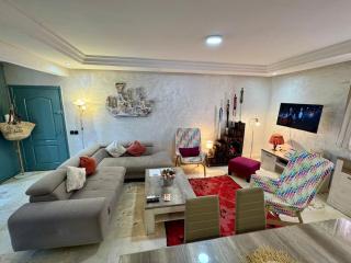 Appartement joliement décoré 3 chambres avec Terrasse quartier Gueliz Hivernage à Marrakech I19 - 6