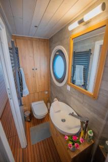 Magisches Hideaway - Hausboot Juno - 1