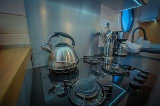 Magisches Hideaway - Hausboot Juno - 7