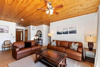 California Dreaming: Lakeside Cabin Getaway in the Best Location - 1