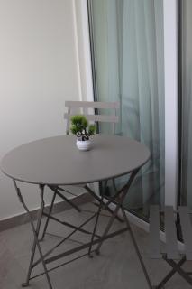 Domel Amiryan 12 - 4