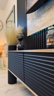 Irenic Luxury Rentals - 8