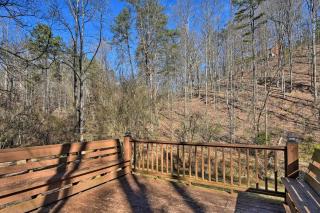 Incredible Cabin with Fireplace and Hot-tub Next to Hiking Trails in Mineral Bluff, Georgia - 2