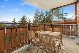 Alpine Sunset l Attique l Golf l By CosyHome - 8