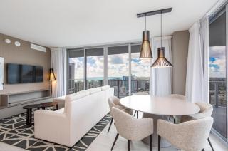 Ocean Views 28th Floor, Pool, Gym & Beach Access - 1