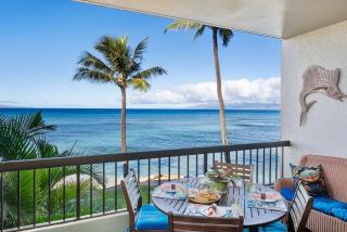 Hale Mahina A202 · HM A202 OceanFront Condo on Sandy Beach w Poo - 5