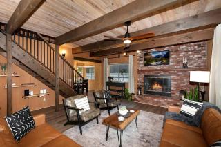 Spacious Modern Cabin Near Big Bear Lake in California - 8