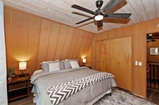 Spacious Modern Cabin Near Big Bear Lake in California - 2