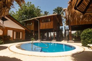 Poolside Unit at Beachfront Hotel - Sámara - 6