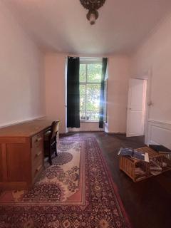 la maison des dames - 1