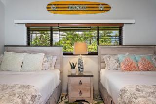 Kahana Village 32 · KHV 32 Direct Oceanfront Views Remodeled 2BD - 1