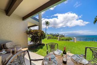 Napili Point B18 · NP B18 Remodeled Oceanfront 1BD Steps to Pool - 0