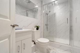 Modern 4-Bedroom London Victorian Home with PARKING - 1