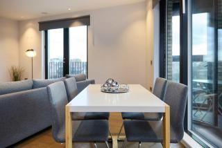 The Battersea Balcony Flat - 1