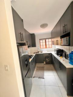 Melville Koppies View Guest house - 0