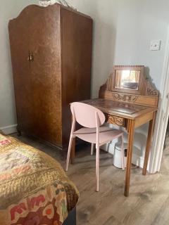 Battersea park single cozy room 4th floor please noted not lift - 1