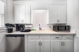 Charming Beach Cottages by Beachside Management - 2