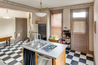 Golf, Hike and Explore Cozy Virden Library Home! - 3