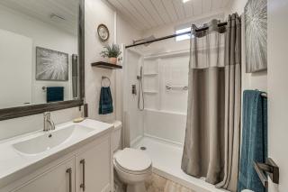 Less Than 1 Mi to Dtwn Texarkana Couples Retreat with Yard - 3