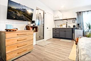 Uptown Studio Walk To Paseo Arts & Dining #03d - 8