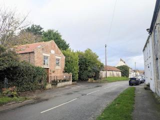 The Cloisters, Muston - 7