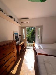 Charmosa casa 4 suítes no Jd Europa - 7