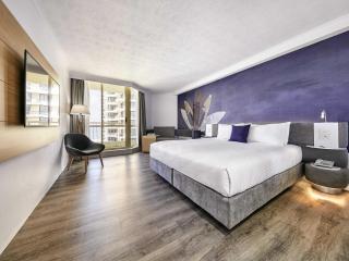 Novotel Surfers Paradise - 1