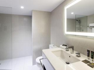 Novotel Surfers Paradise - 1