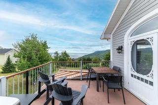 Condo 63: Bright Upper Floor with Terrace & BBQ - 3