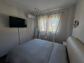 Margy’s apartment - 6