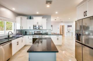 Riverfront Fort Myers Luxury Home w/ Heated Pool! - 6