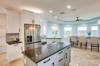 Oceanside Fort Myers Luxury! Pool, Terrace and Views - 3