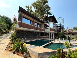 The Windsor Retreat - 6