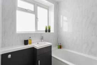 Open Mind Property - 3 Bedroom , Henderson Lodge - 2