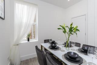 Open Mind Property - 3 Bedroom , Henderson Lodge - 5